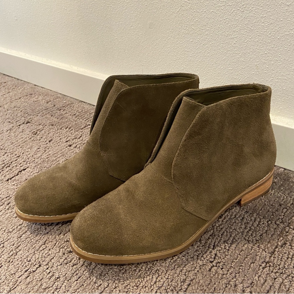 Waterproof Suede Ankle Boots - Olive Green